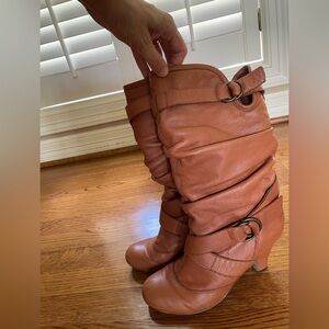 Women’s Tan Boots – Stylish & Comfortable